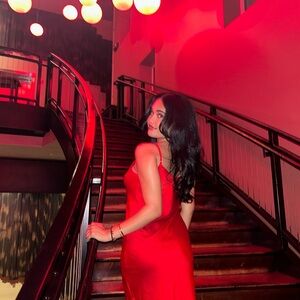 Meet your Posher, Esha